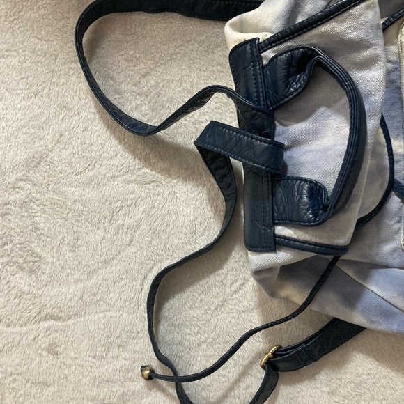 Backpack - Picture 7 of 8